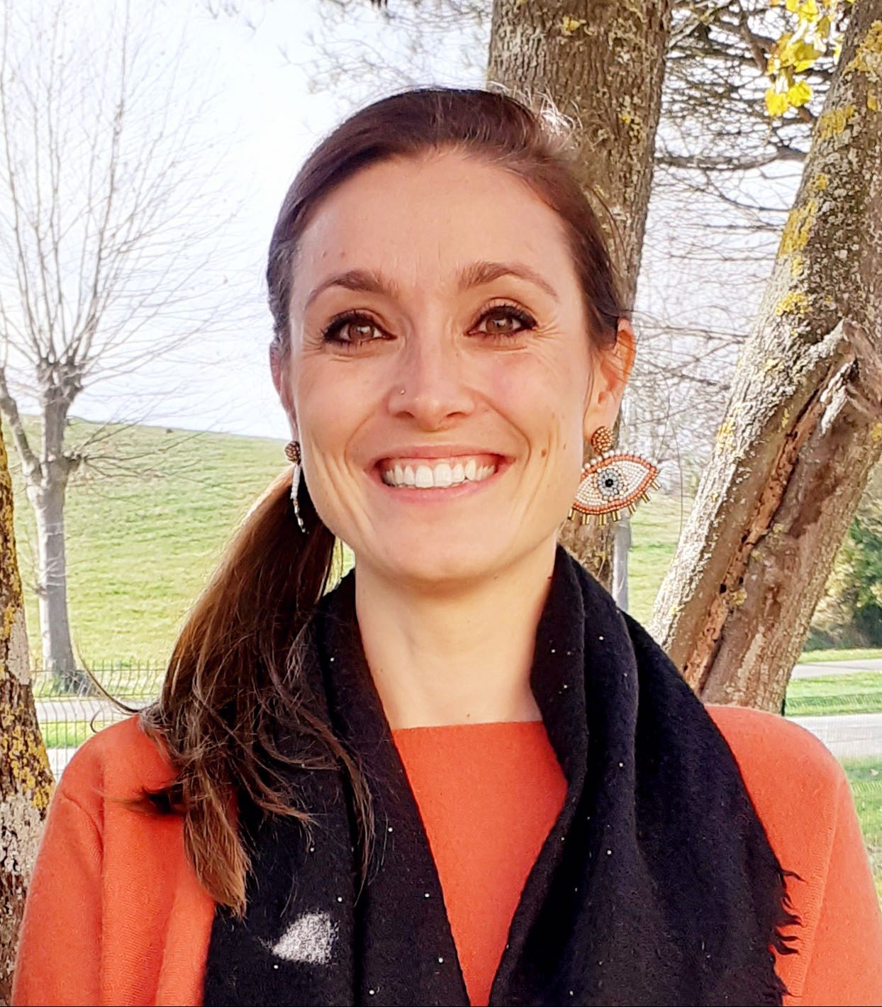 Laura Montesinos Laura Montesinos - Présidente